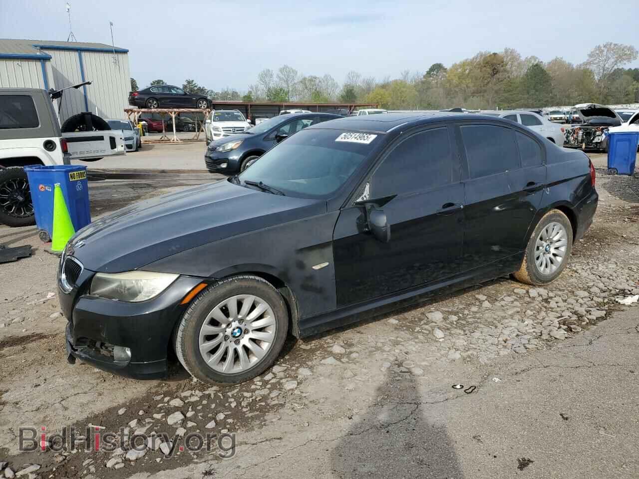 Фотография WBAPH77509NL84487 - BMW 3 SERIES 2009