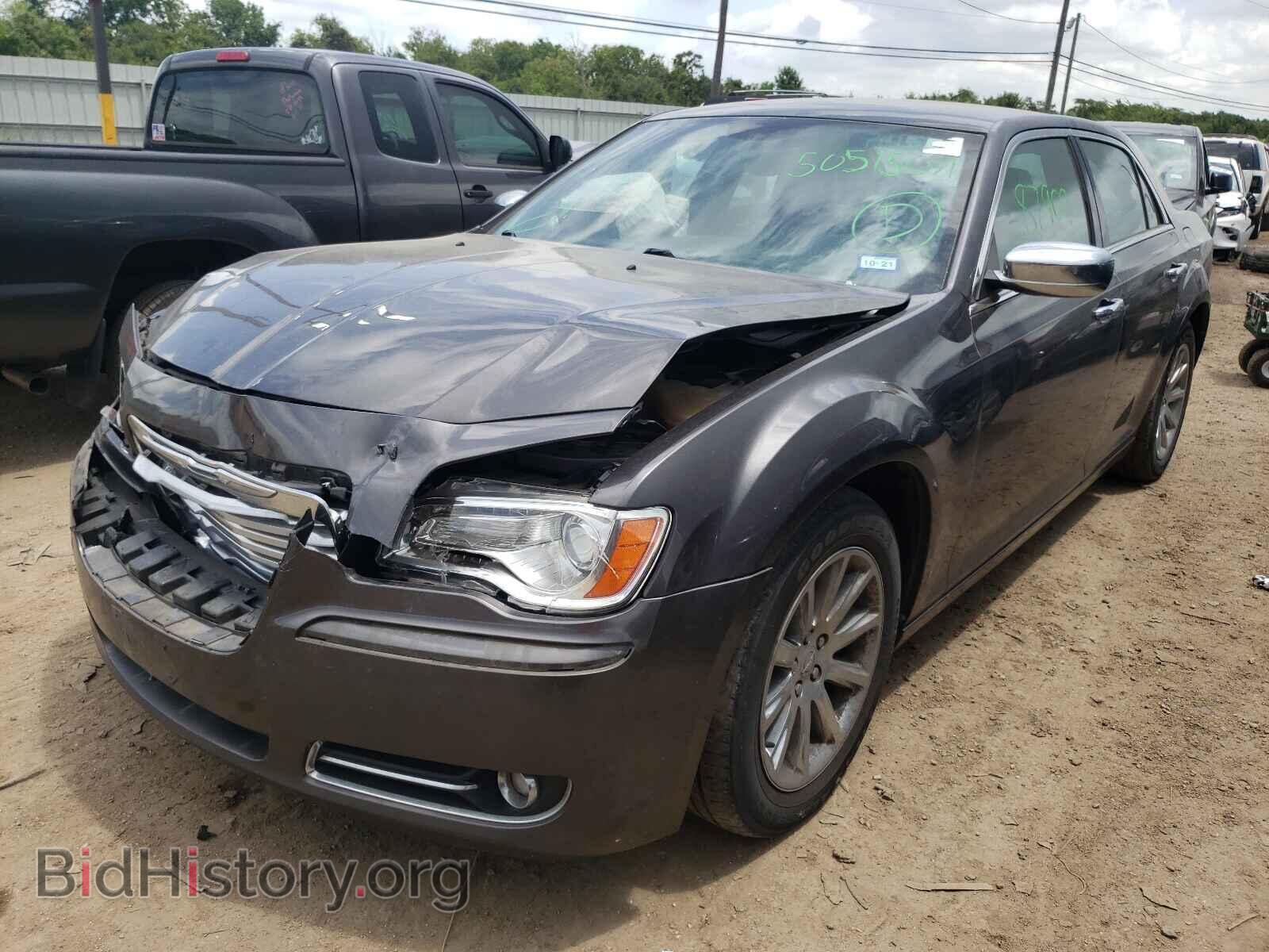 2014 CHRYSLER 300 - VIN: 2C3CCAET3EH118354 - Фото 2