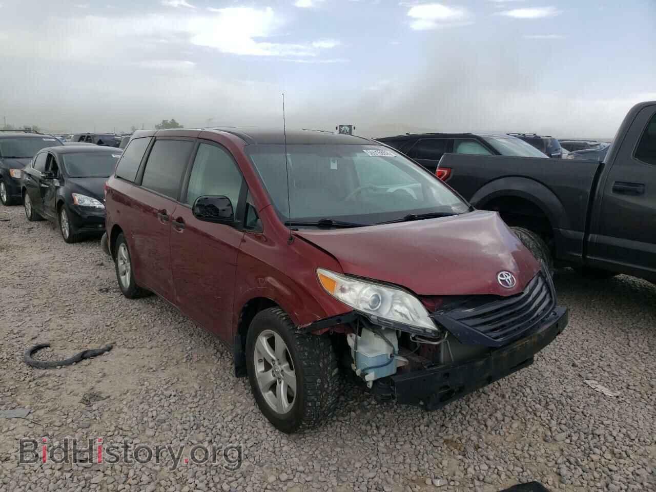 Photo 5TDZK3DC6DS299231 - TOYOTA SIENNA 2013