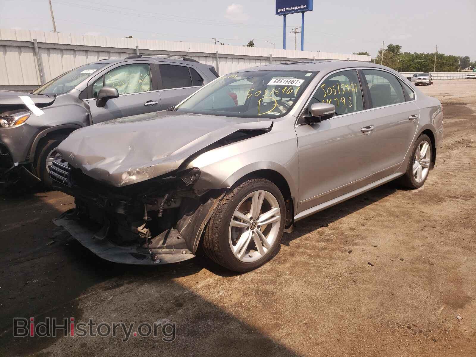 2013 VOLKSWAGEN PASSAT - VIN: 1VWCN7A32DC063439 - Фото 2