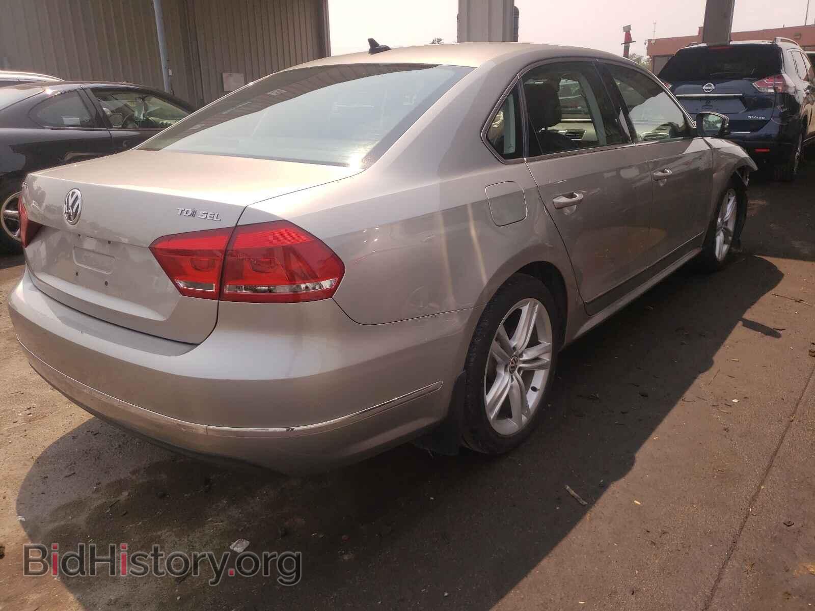 2013 VOLKSWAGEN PASSAT - VIN: 1VWCN7A32DC063439 - Фото 4