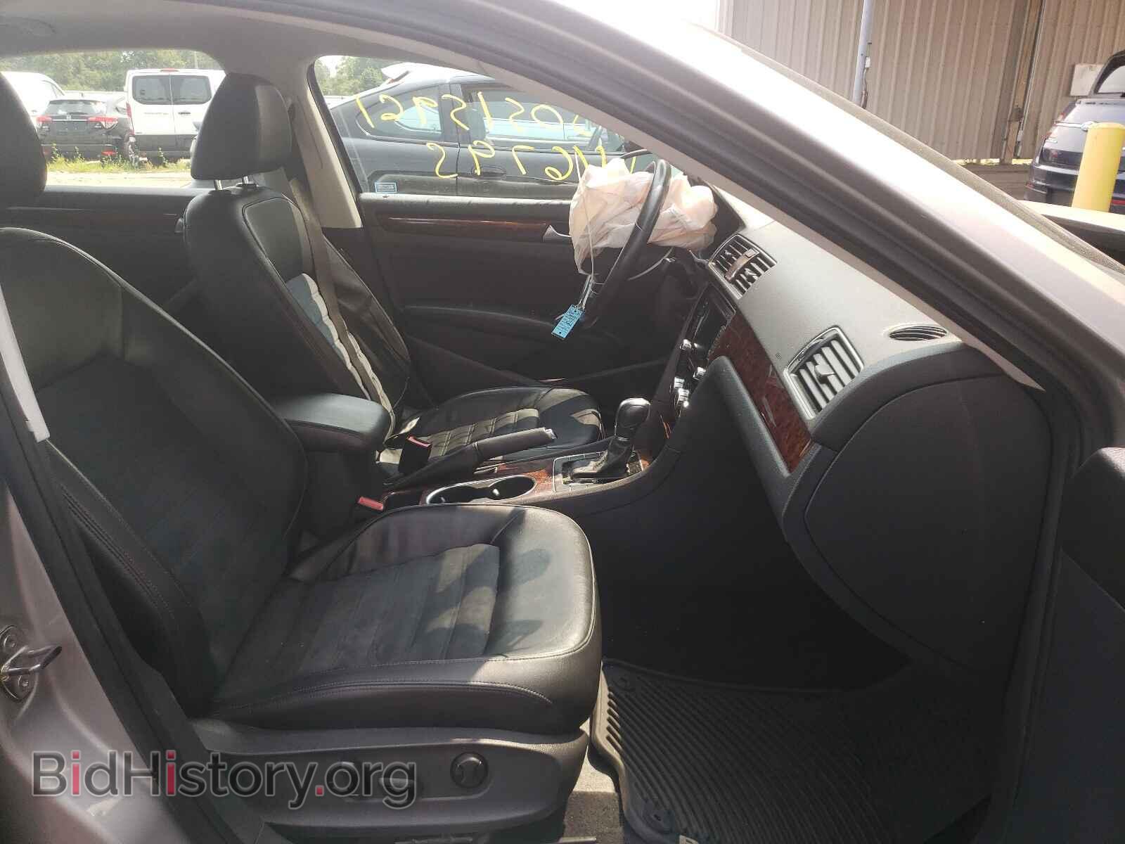 2013 VOLKSWAGEN PASSAT - VIN: 1VWCN7A32DC063439 - Фото 5