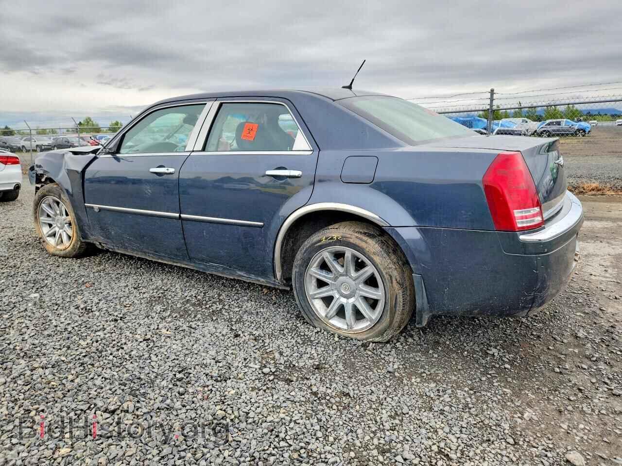 2008 CHRYSLER 300 - VIN: 2C3KA63H28H220312 - Фото 2