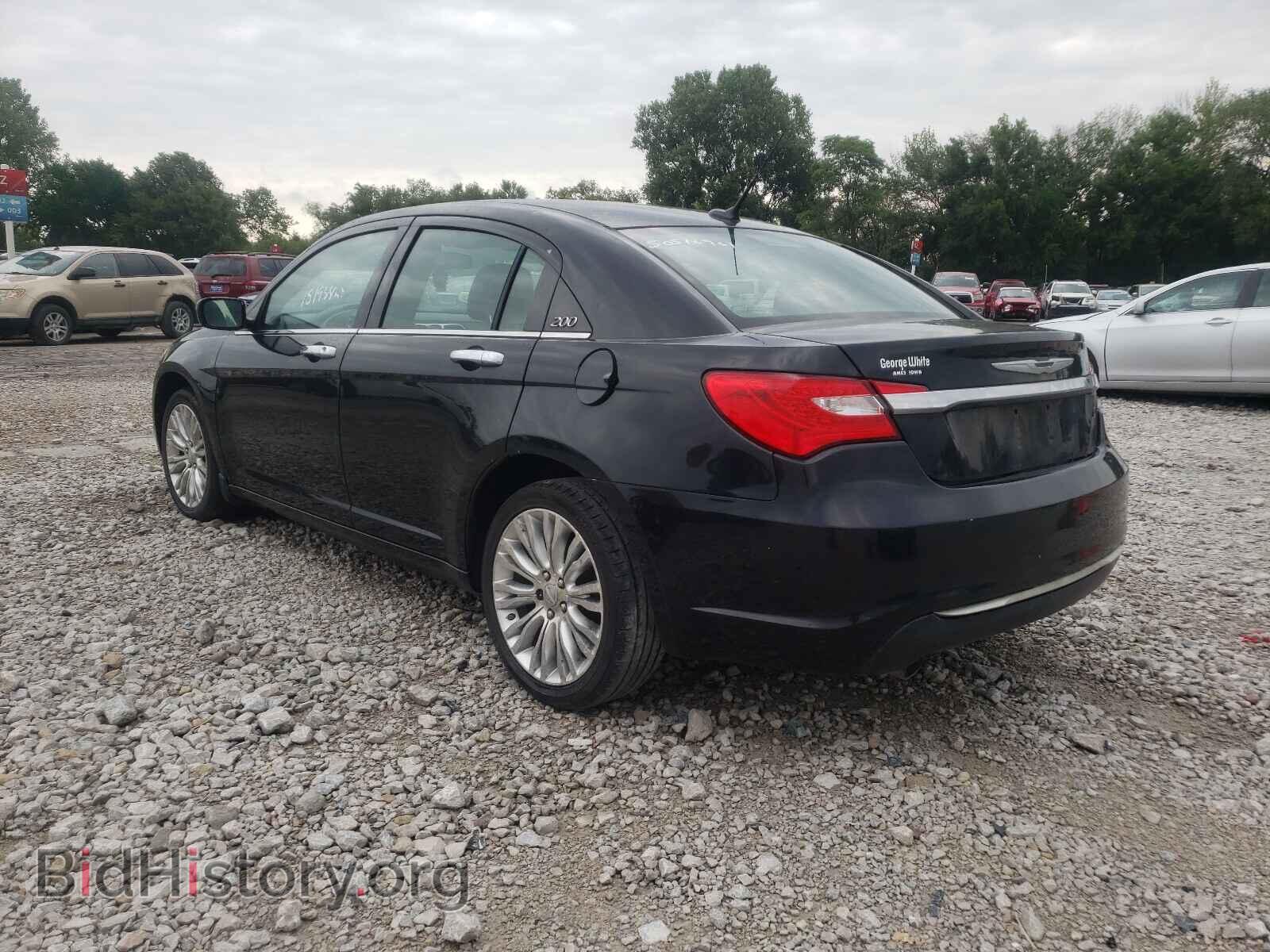 2011 CHRYSLER 200 - VIN: 1C3BC2FG2BN518007 - Фото 3