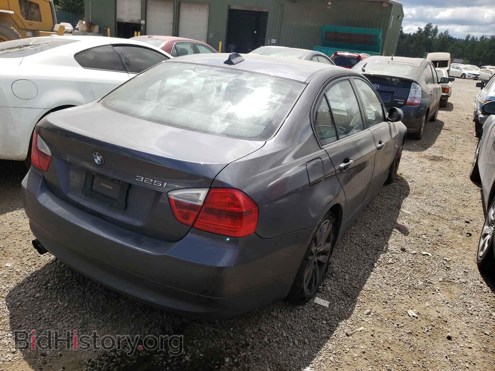 2006 BMW 3 SERIES - VIN: WBAVB17536NK40272 - Фото 4