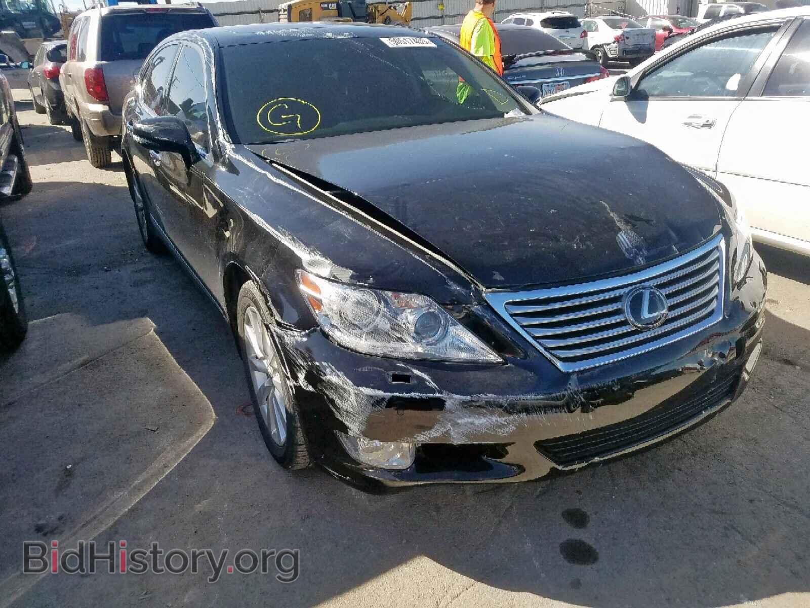 Фотография JTHCL5EF2C5012672 - LEXUS LS460 2012