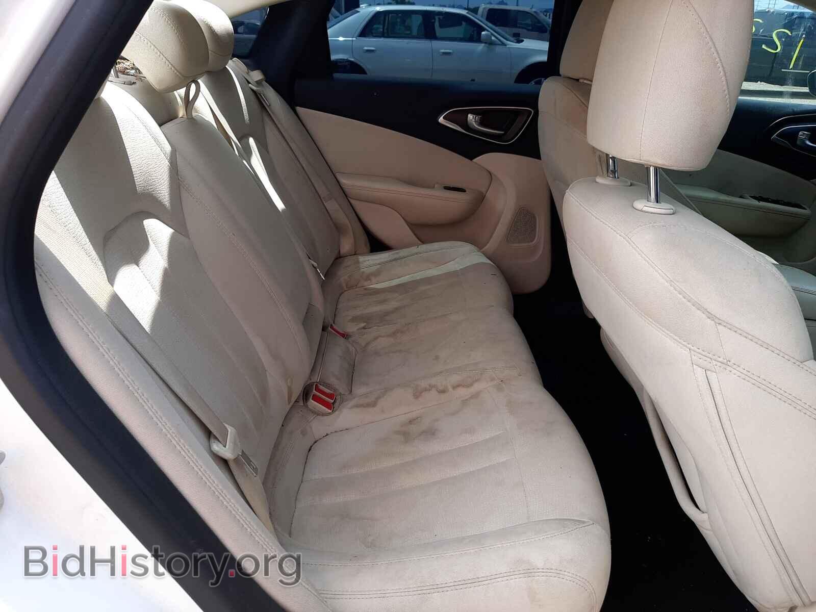 2016 CHRYSLER 200 - VIN: 1C3CCCAB5GN154078 - Фото 6