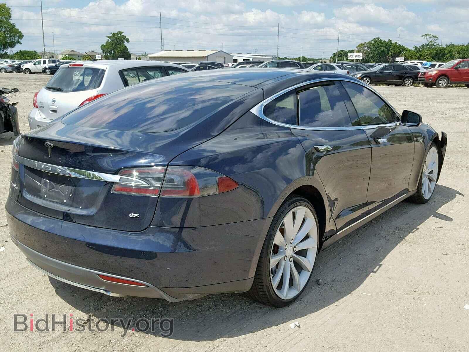 2014 TESLA MODEL S - VIN: 5YJSA1H16EFP41612 - Photo 4