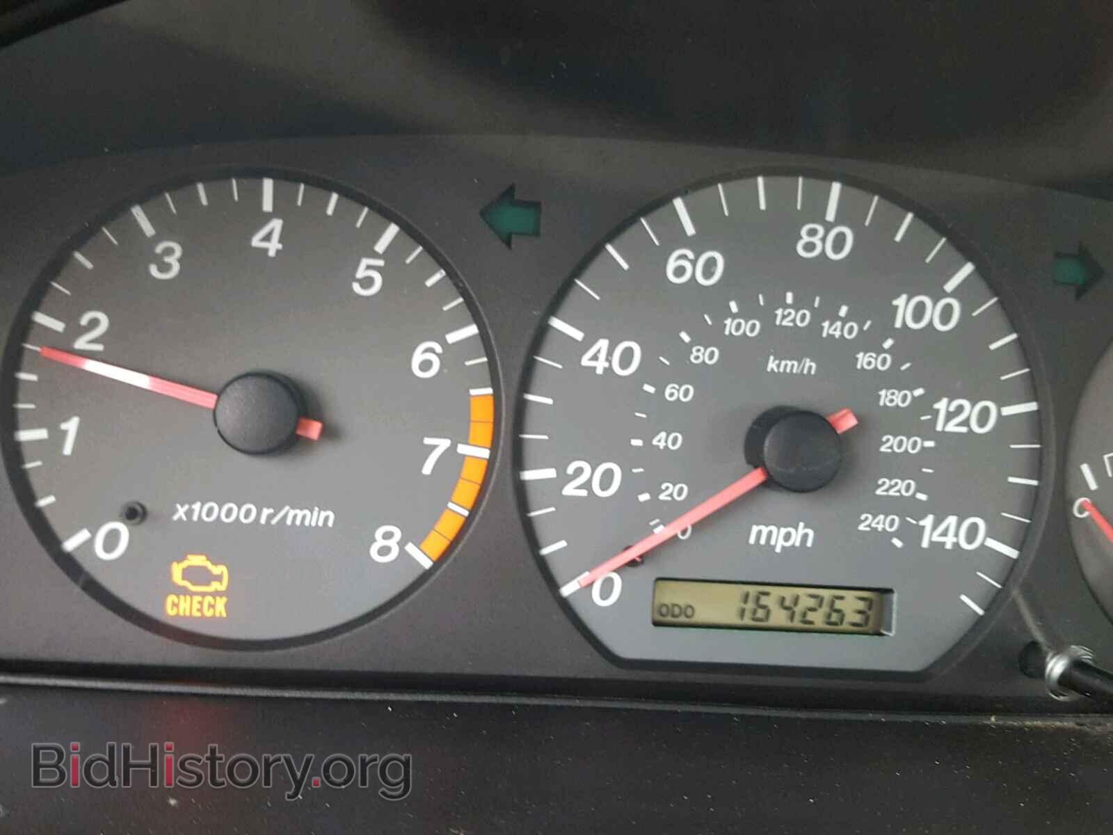 2000 MAZDA 626 - VIN: 1YVGF22C6Y5106199 - Фото 8