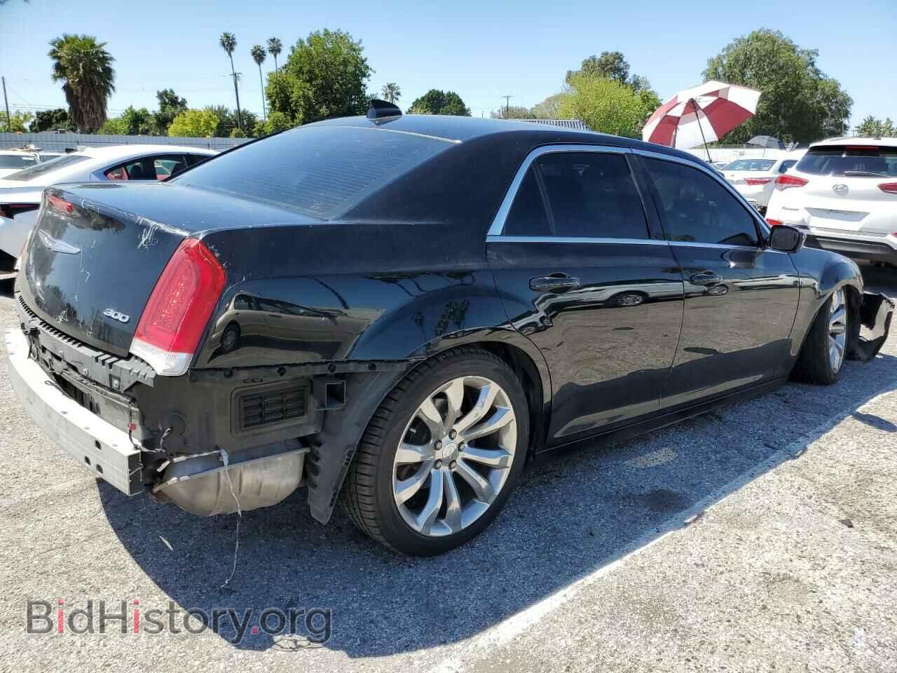 2016 CHRYSLER 300 - VIN: 2C3CCAAG9GH343793 - Фото 3