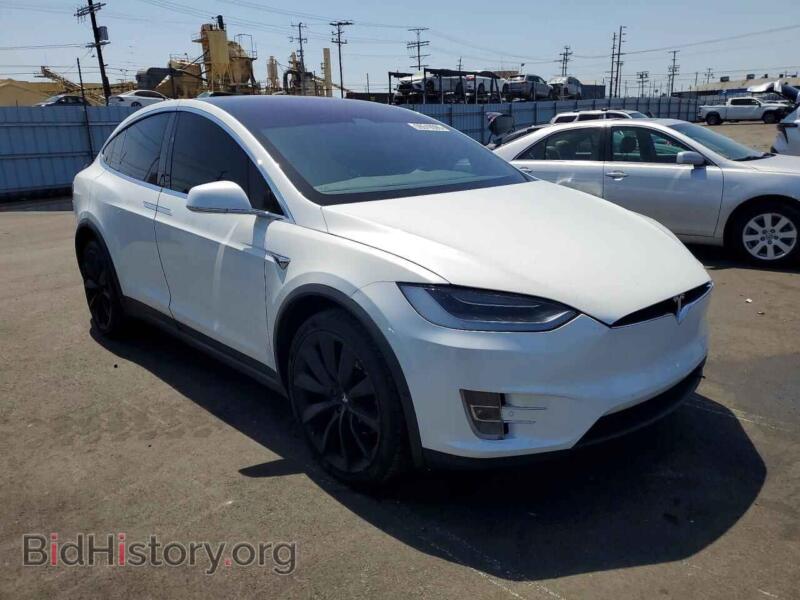2017 Tesla MODEL X (VIN 5YJXCDE28HF066767) — фото 4 из 16