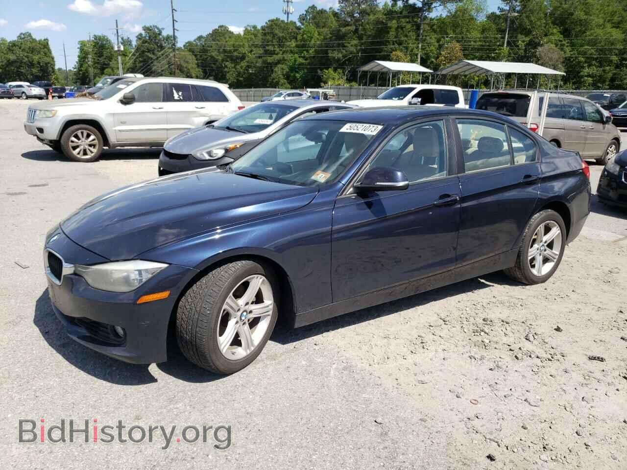 Photo WBA3B5C50DF591765 - BMW 3 SERIES 2013