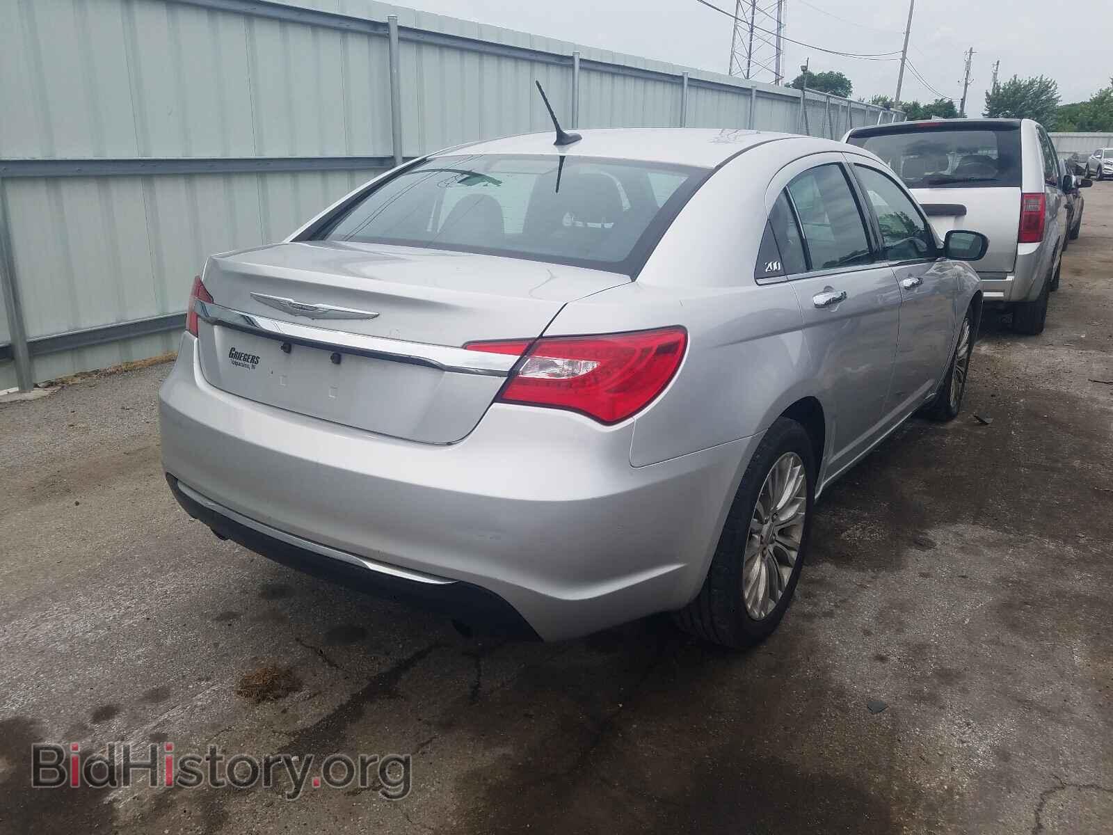2012 CHRYSLER 200 - VIN: 1C3CCBCG3CN188873 - Фото 4