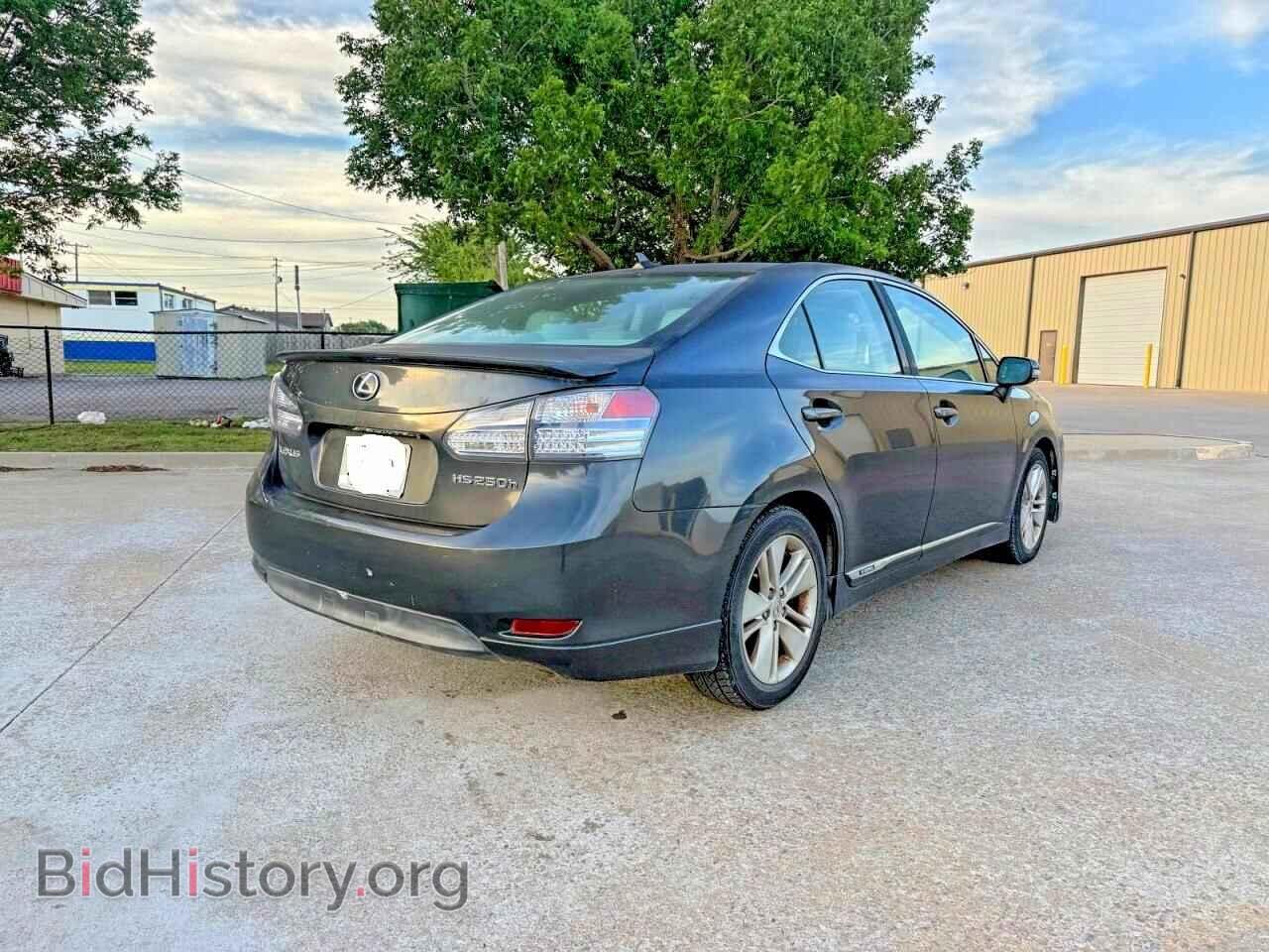 2010 LEXUS HS - VIN: JTHBB1BA2A2020172 - Photo 4
