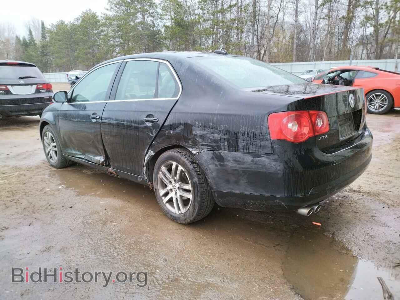 2006 VOLKSWAGEN JETTA - VIN: 3VWSF71K16M683409 - Фото 2