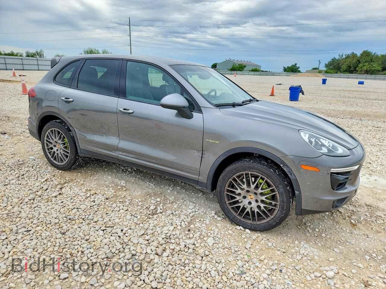 2016 PORSCHE CAYENNE - VIN: WP1AE2A25GLA63443 - Photo 4