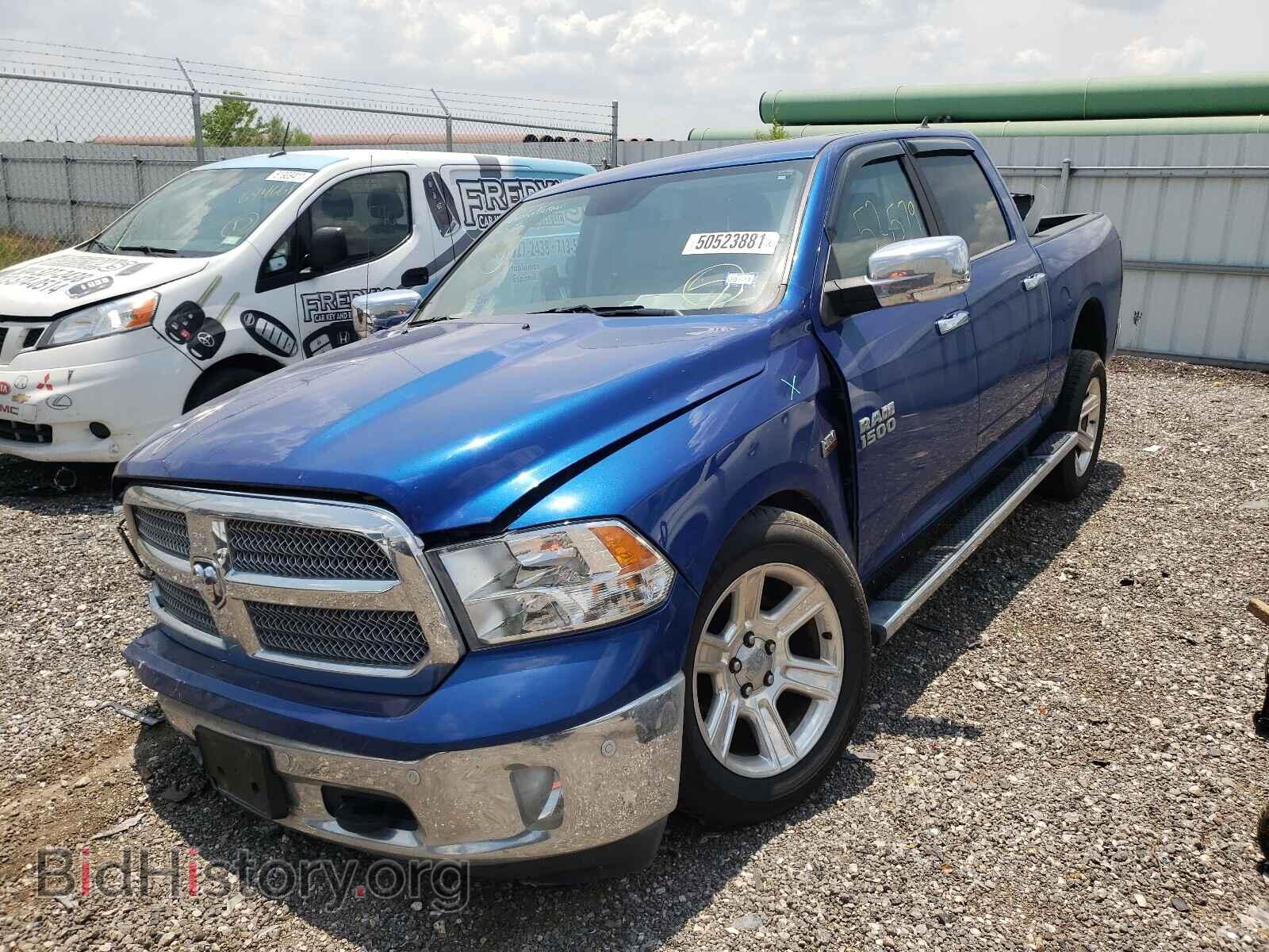 2017 RAM 1500 - VIN: 1C6RR6LT1HS825557 - Photo 2