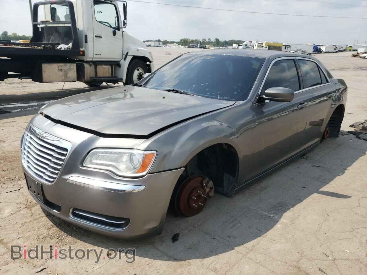 2012 CHRYSLER 300 - VIN: 2C3CCAAG7CH220035 - Photo 2