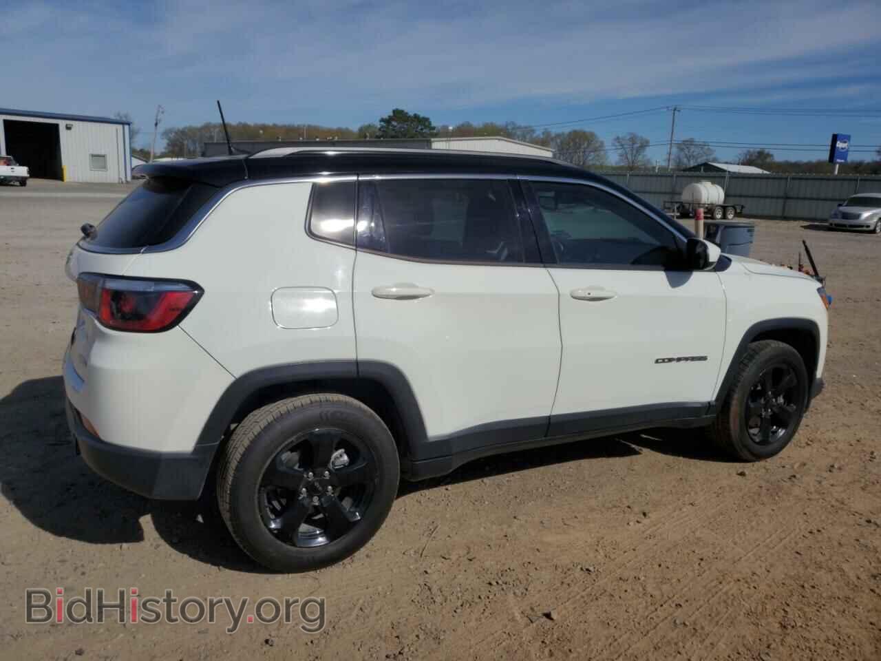 2018 JEEP COMPASS - VIN: 3C4NJCBB6JT271863 - Фото 3