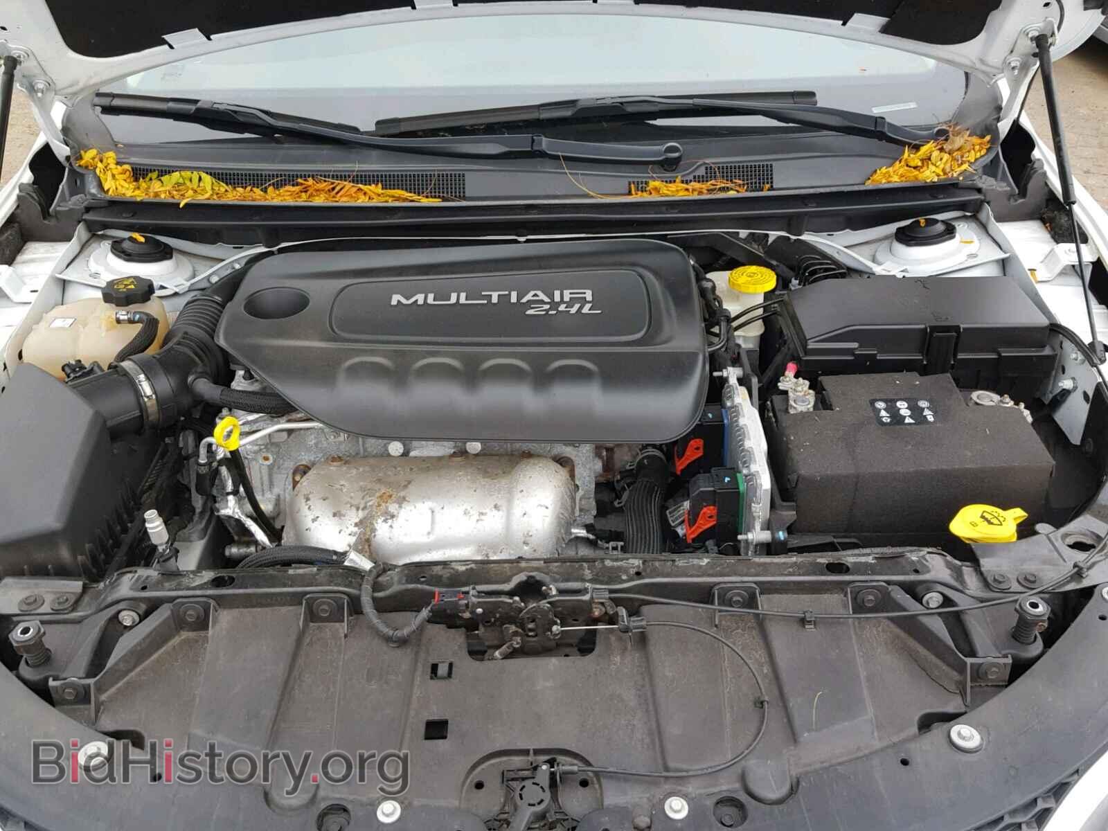2015 CHRYSLER 200 - VIN: 1C3CCCAB5FN626939 - Photo 7