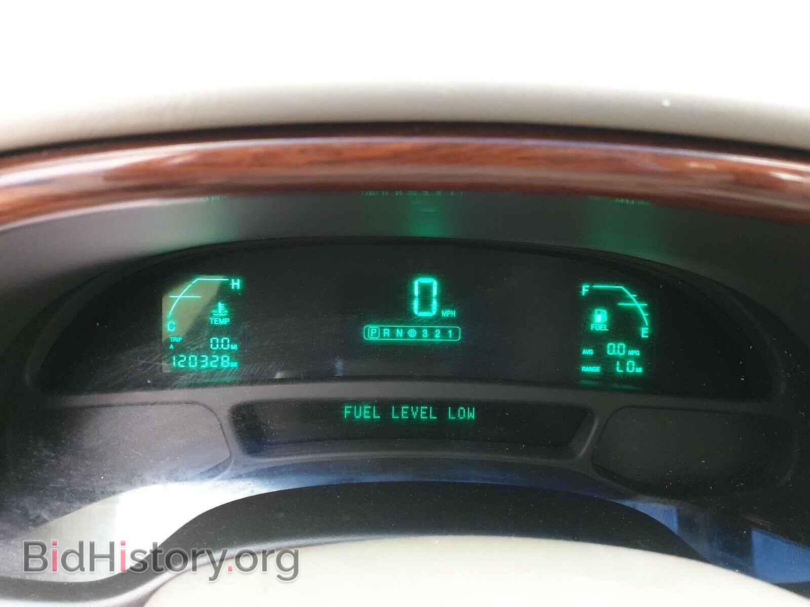 2002 CADILLAC DEVILLE - VIN: 1G6KD54Y32U300706 - Photo 8