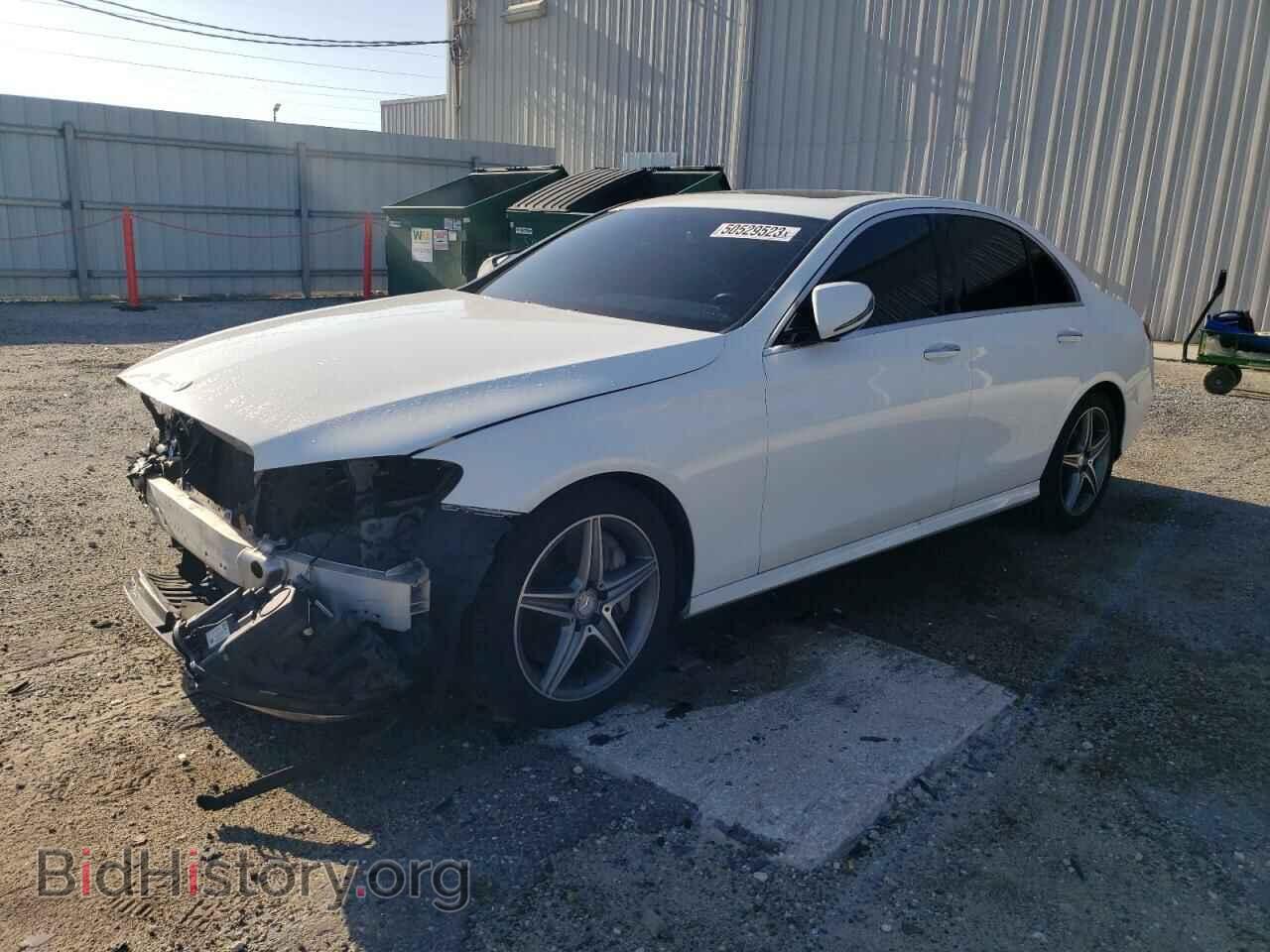 Фотография WDDZF4JBXHA053331 - MERCEDES-BENZ E-CLASS 2017