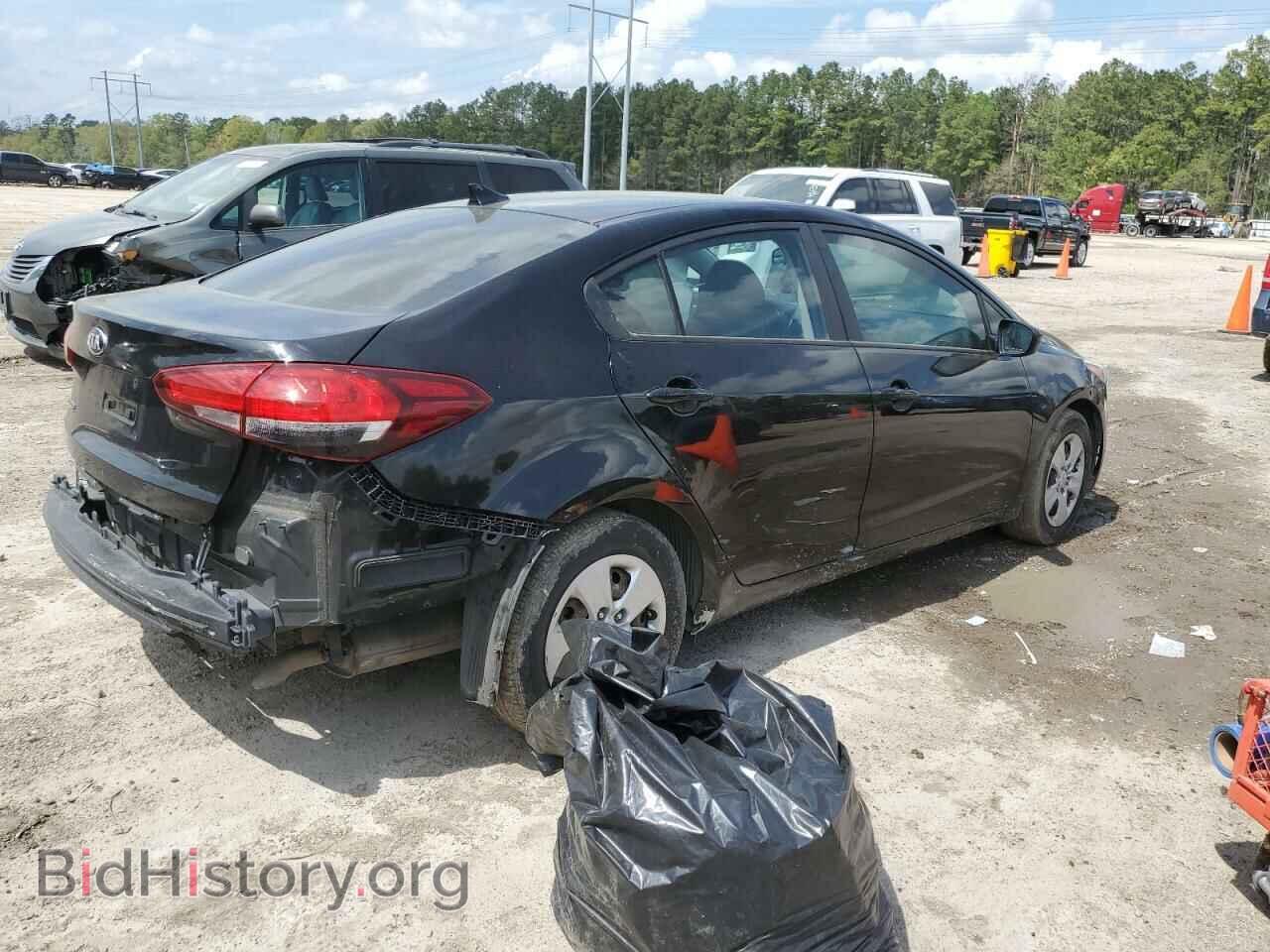 2017 KIA FORTE - VIN: 3KPFK4A70HE064209 - Фото 3