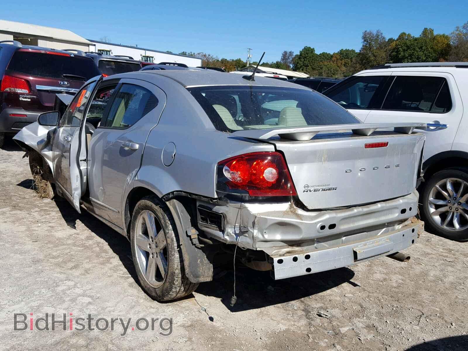 2011 DODGE AVENGER - VIN: 1B3BD1FB1BN557101 - Photo 3