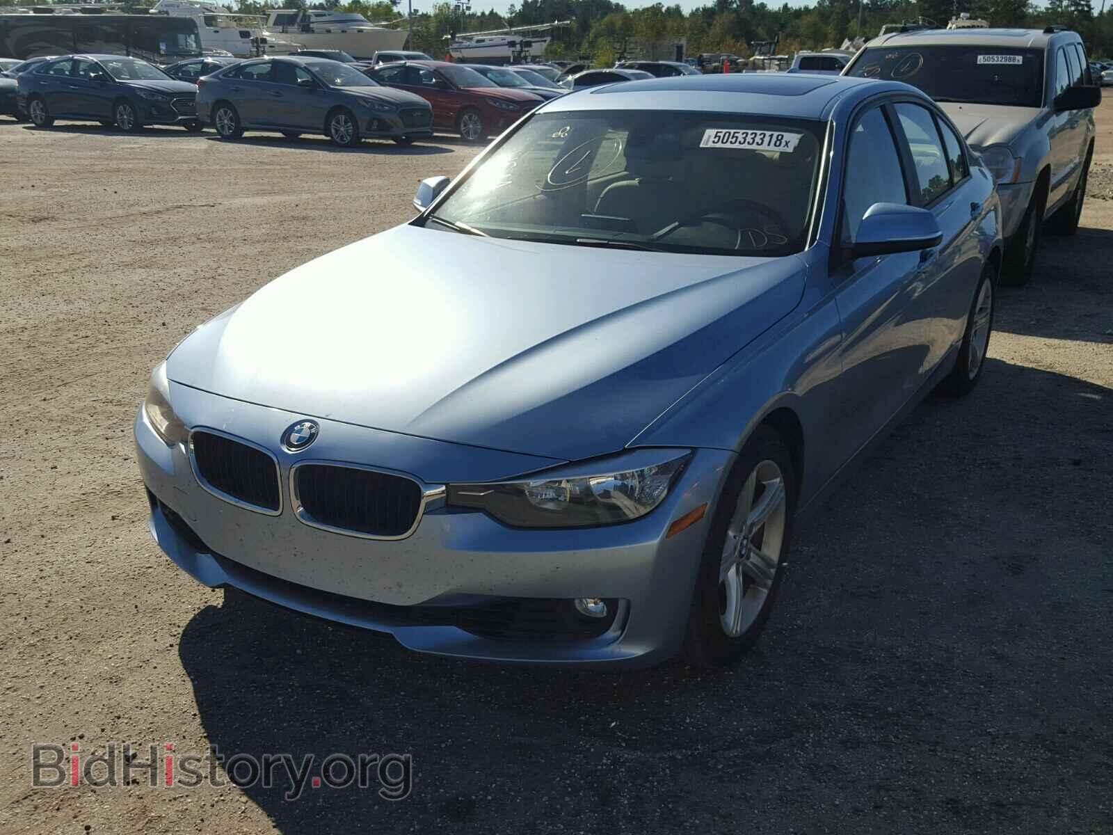 2012 BMW 3 SERIES - VIN: WBA3A5C54CF344010 - Photo 2
