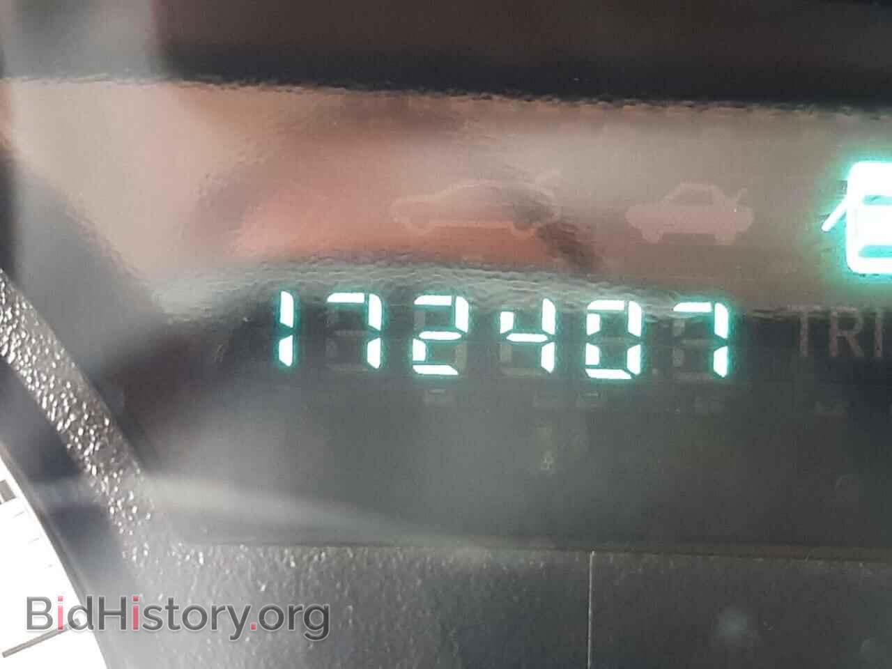 2010 CHRYSLER 300 - VIN: 2C3CA5CV9AH269064 - Фото 8