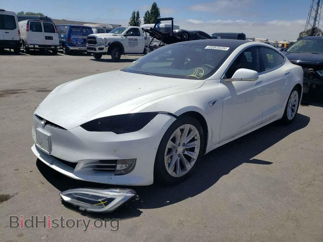 2018 TESLA MODEL S - VIN: 5YJSA1E2XJF239970 - Photo 2