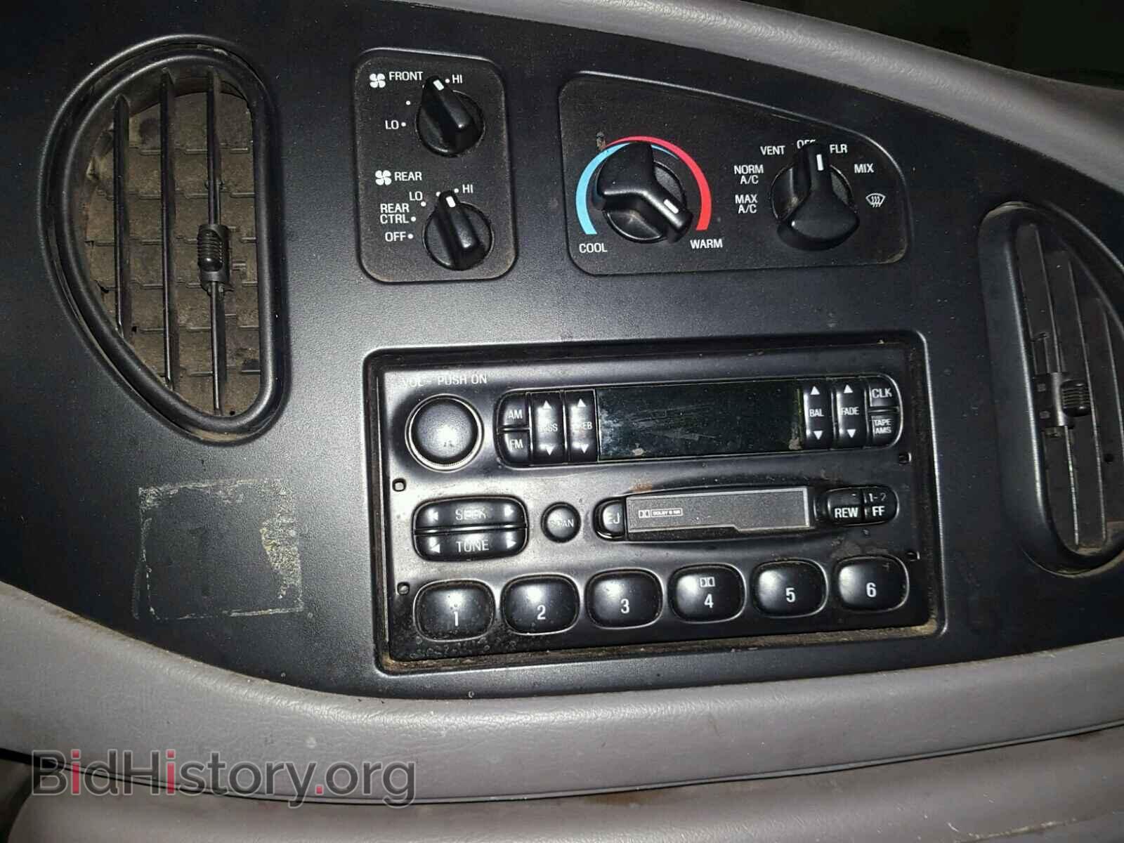 2002 FORD ECONOLINE - VIN: 1FBSS31L42HA39079 - Photo 9