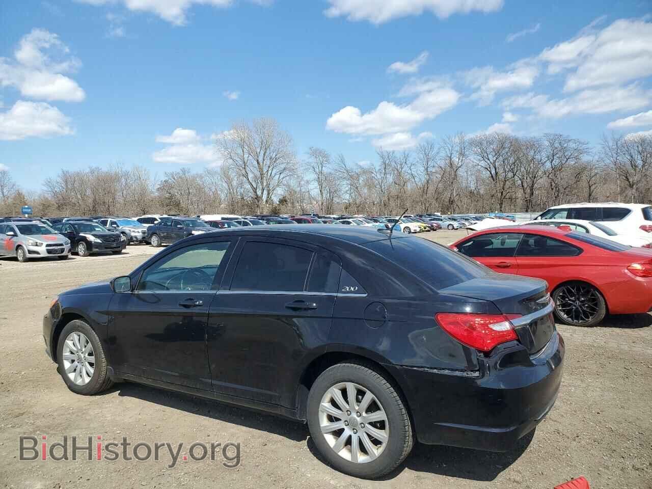 2013 CHRYSLER 200 - VIN: 1C3CCBBB6DN623375 - Фото 2