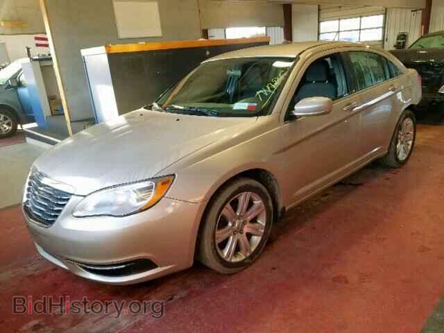 2013 CHRYSLER 200 - VIN: 1C3CCBAB2DN764896 - Фото 2