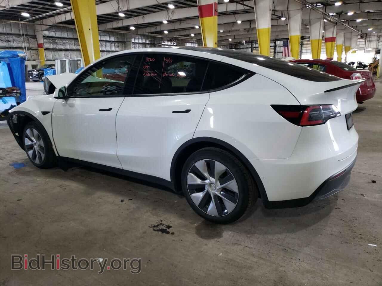 2021 TESLA MODEL Y - VIN: 5YJYGDED1MF133990 - Фото 2