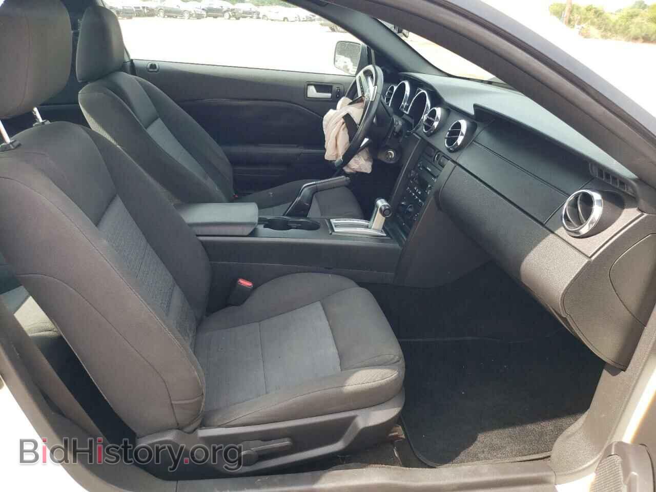 2007 FORD MUSTANG - VIN: 1ZVFT80N075324491 - Фото 5