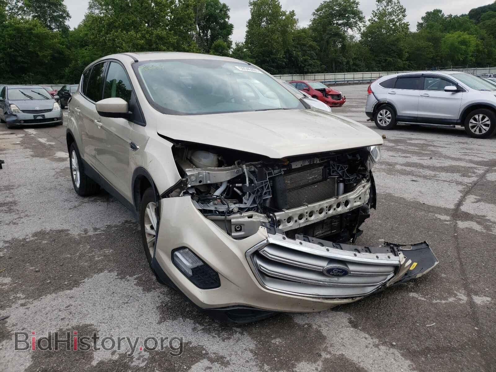 Фотография 1FMCU0GD7HUE32403 - FORD ESCAPE 2017