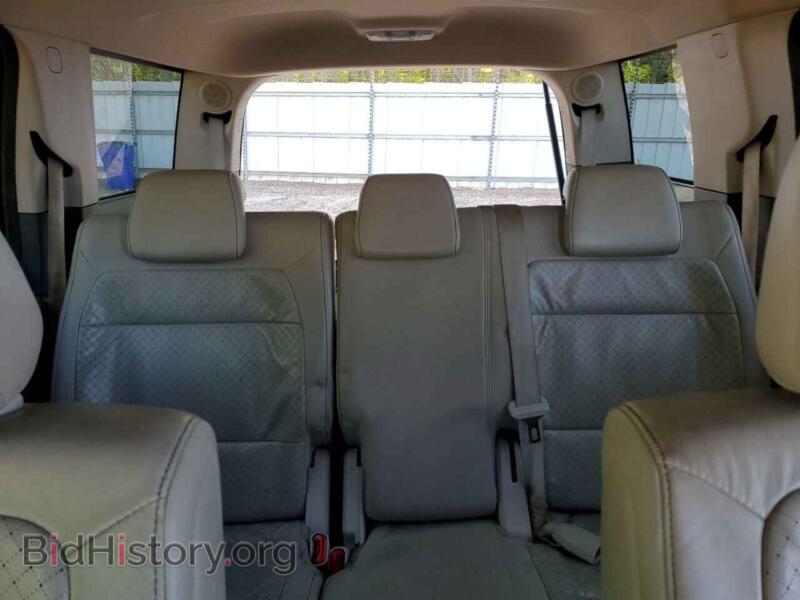 2011 Ford FLEX (VIN 2FMGK5DC7BBD01047) — photo 10 of 13