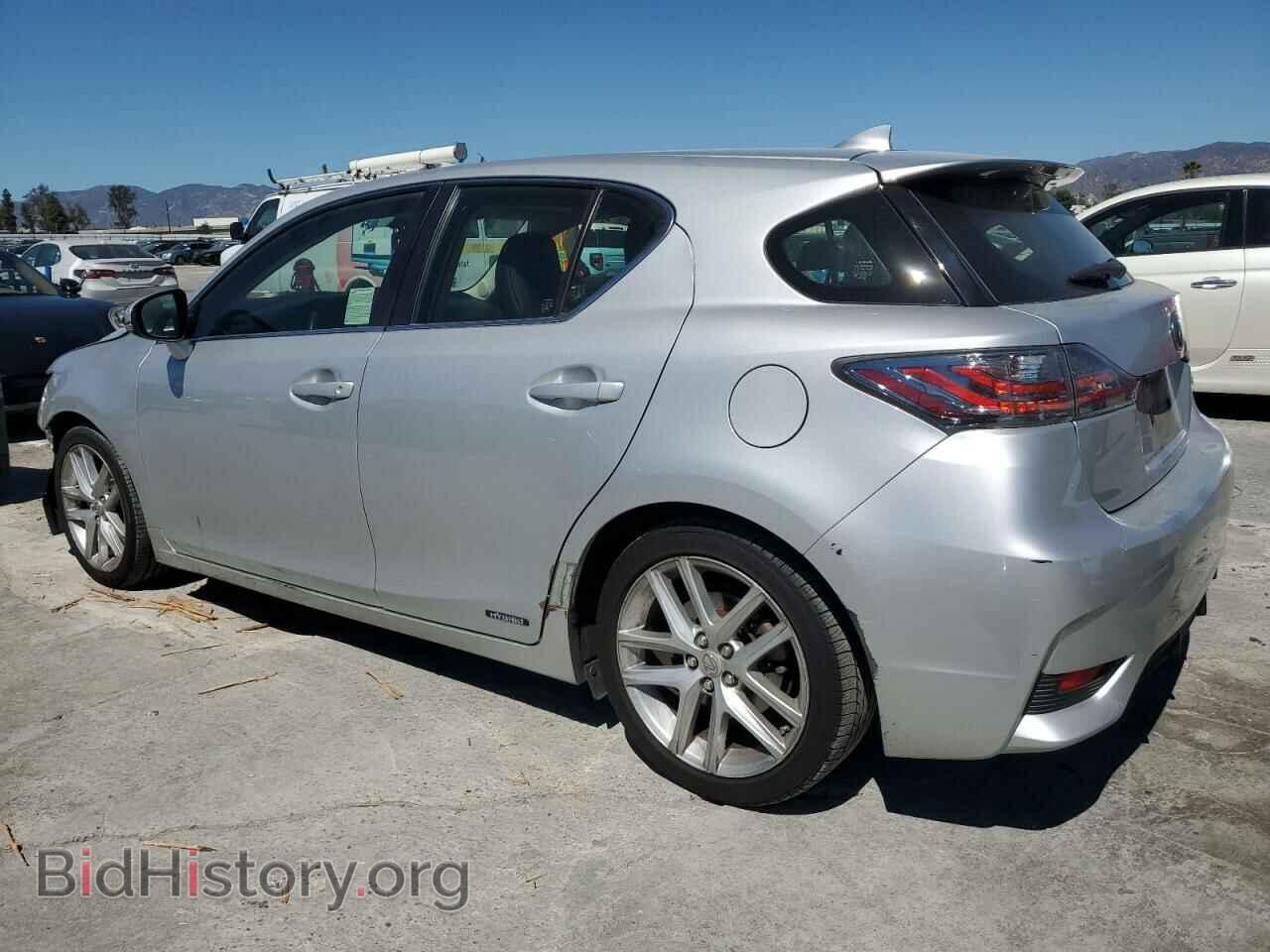 2014 LEXUS CT 200 - VIN: JTHKD5BH4E2175553 - Photo 2