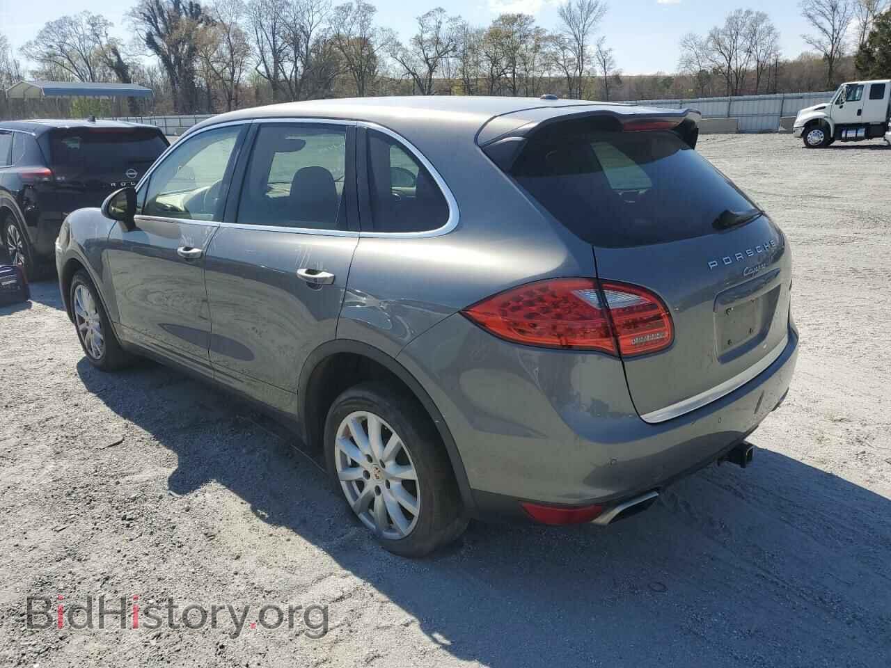 2013 PORSCHE CAYENNE - VIN: WP1AA2A23DLA03958 - Фото 2