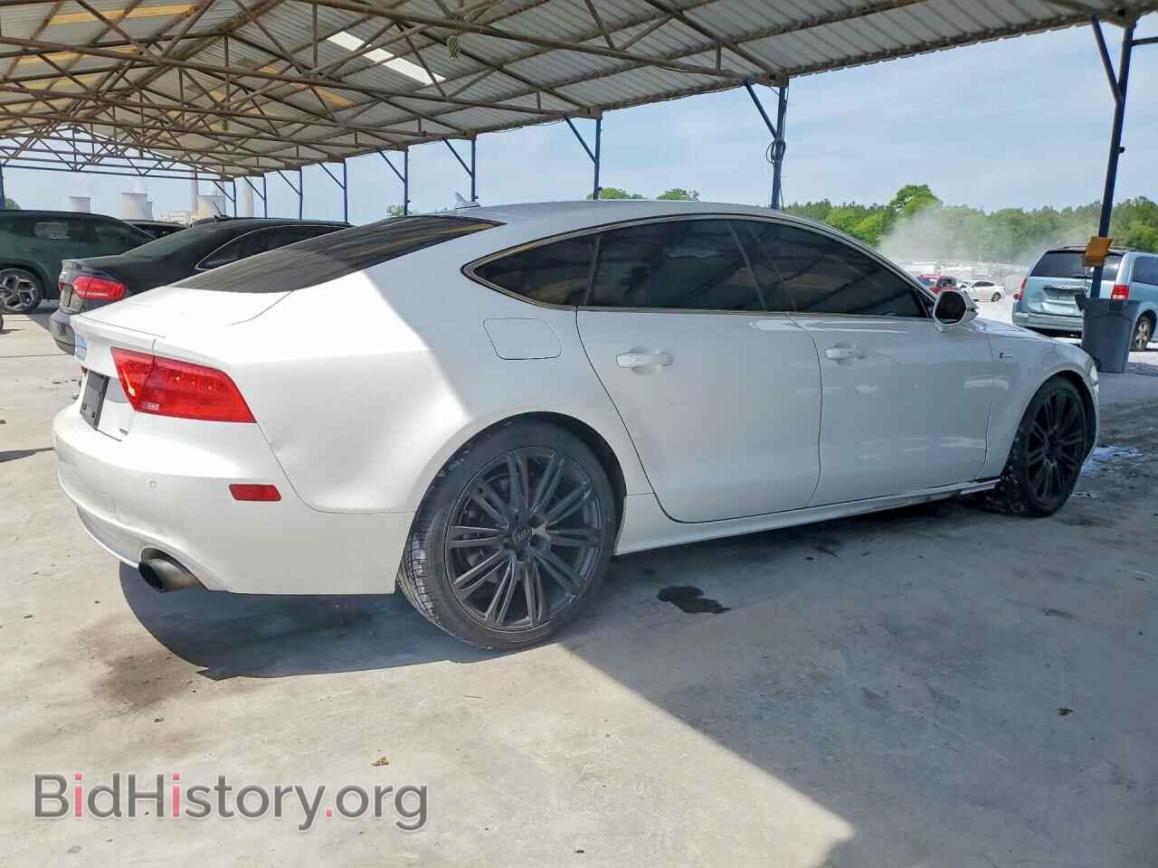 2012 AUDI A7 - VIN: WAUYGAFC7CN142923 - Photo 3