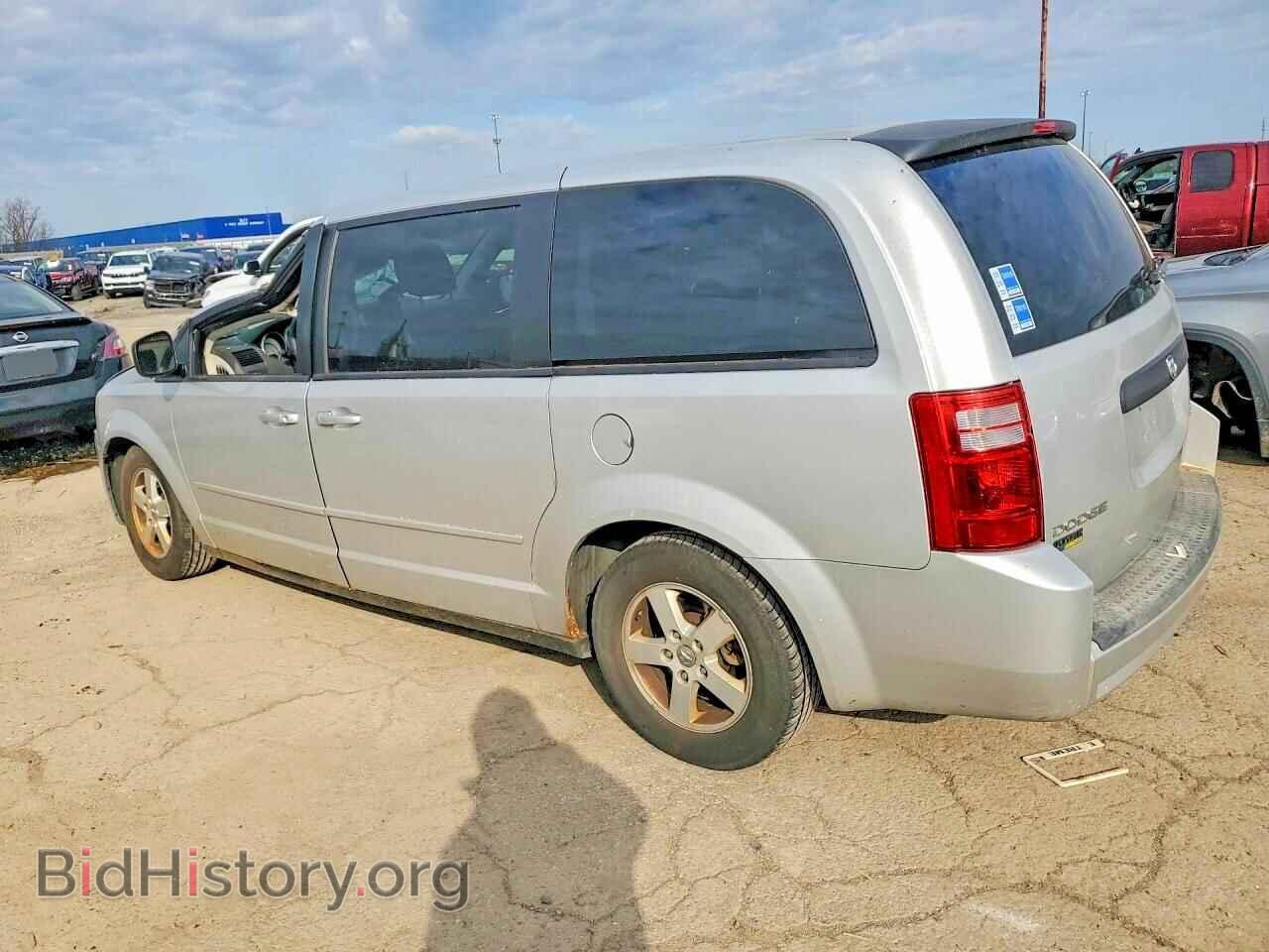2010 DODGE CARAVAN - VIN: 2D4RN4DE2AR160946 - Photo 2