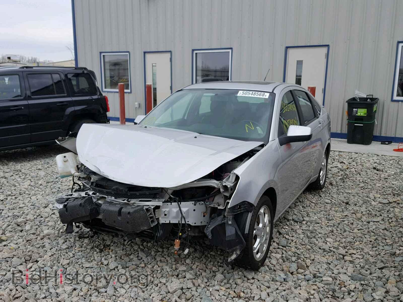 2009 FORD FOCUS - VIN: 1FAHP36N79W266862 - Фото 2