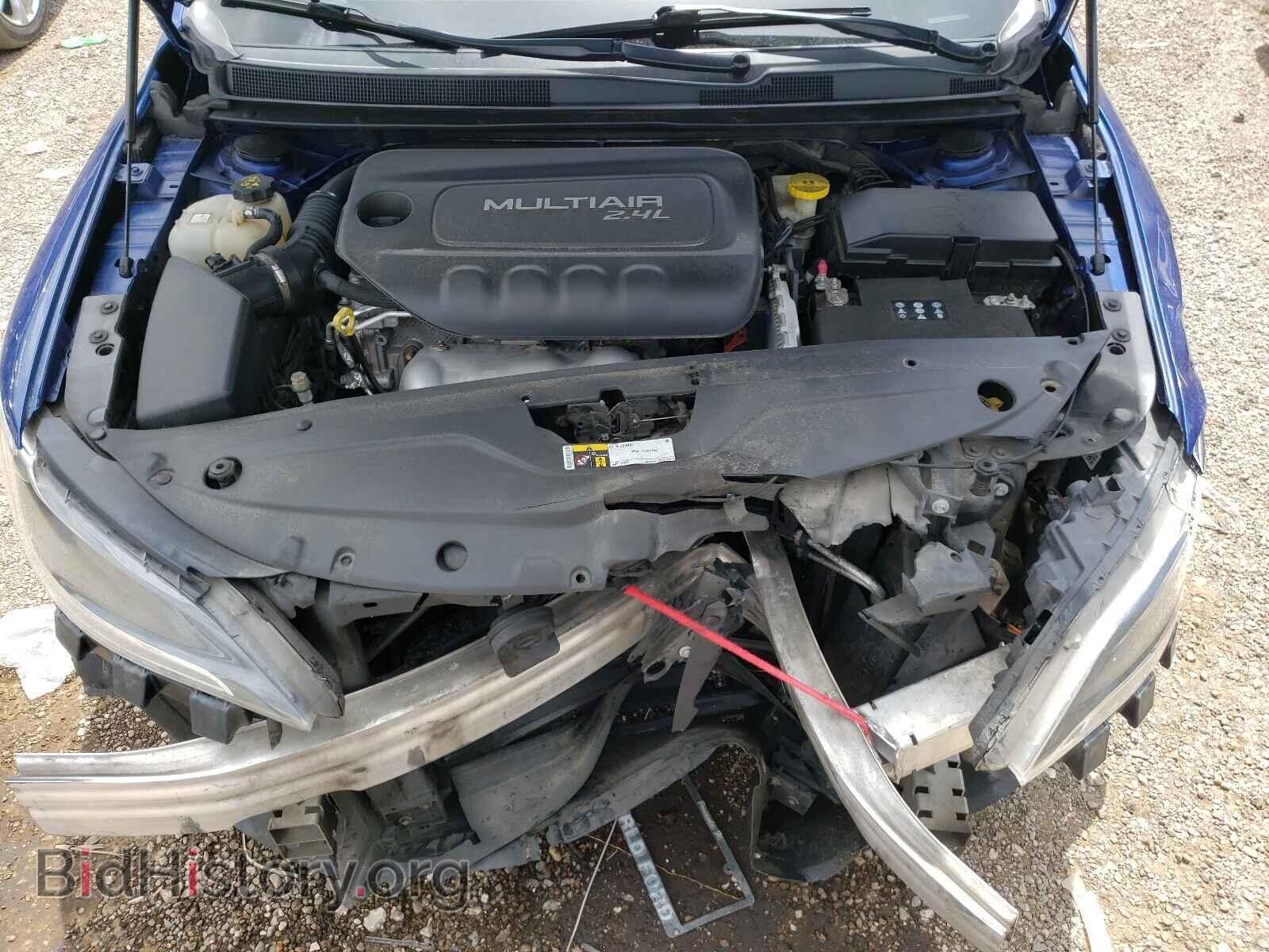 2016 CHRYSLER 200 - VIN: 1C3CCCAB0GN109646 - Фото 7