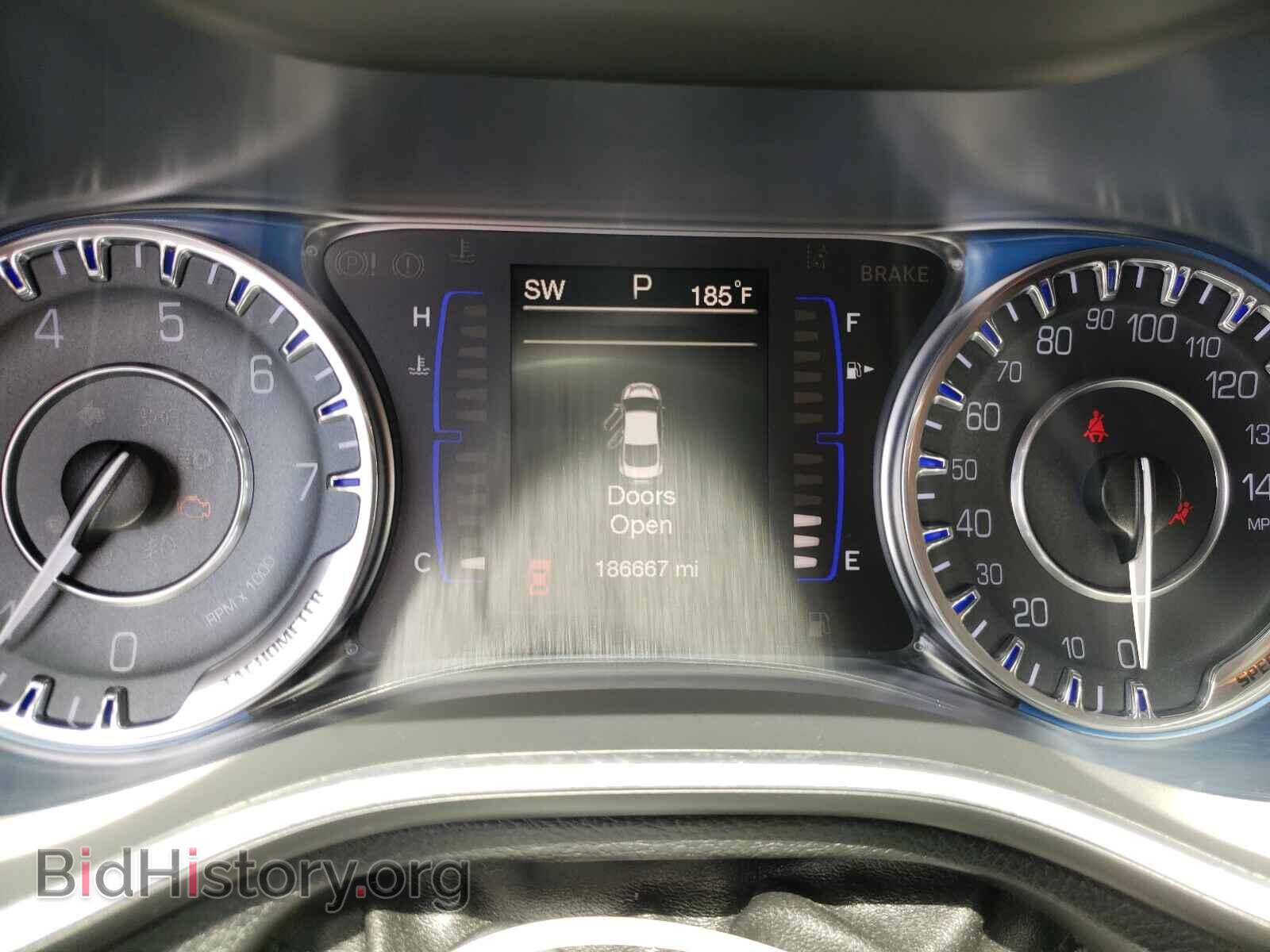 2016 CHRYSLER 200 - VIN: 1C3CCCAB0GN109646 - Фото 8
