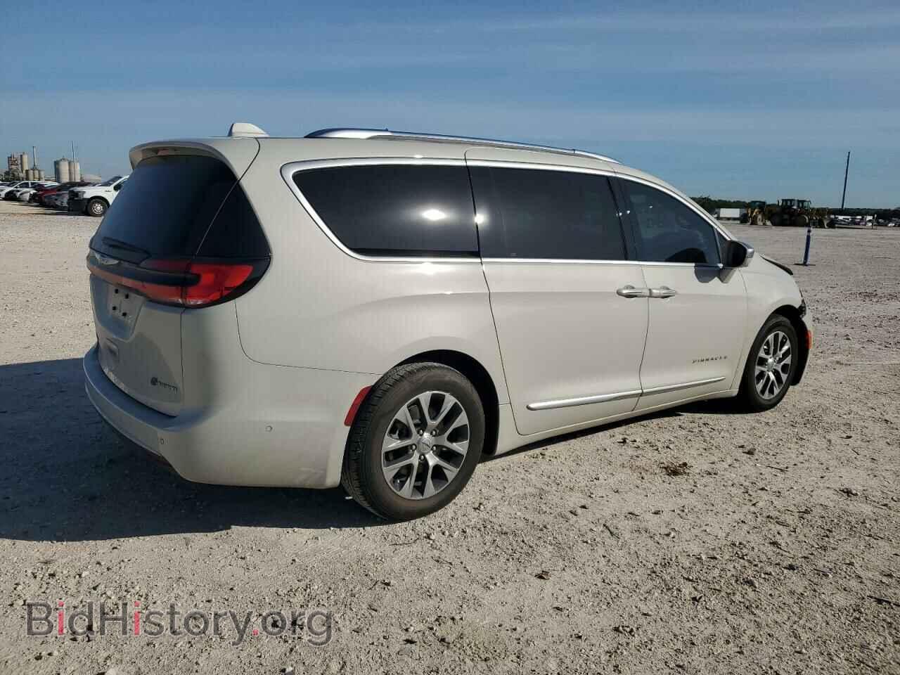 2021 CHRYSLER PACIFICA - VIN: 2C4RC1N72MR535854 - Фото 3