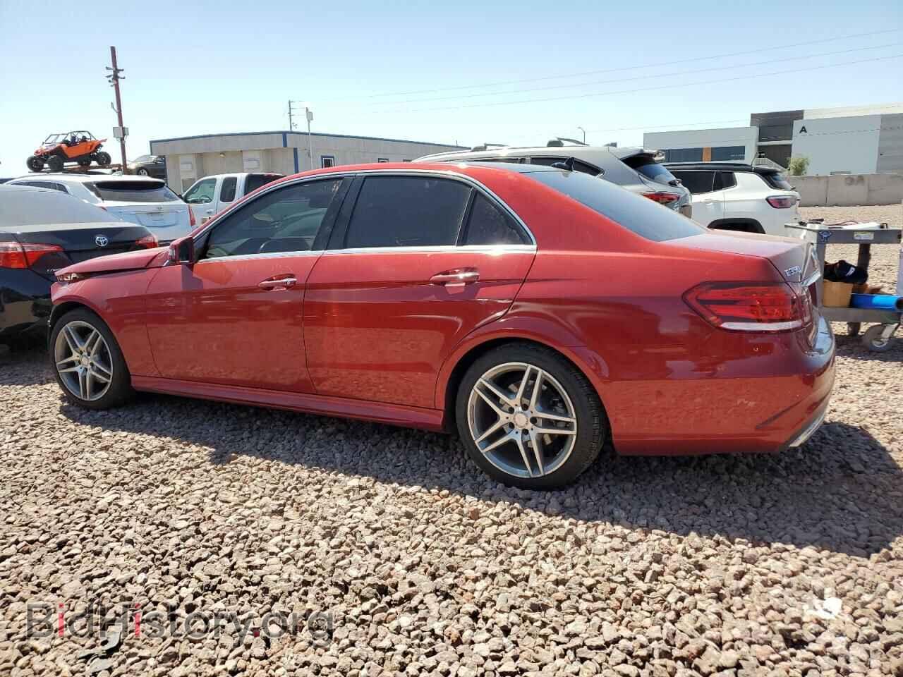 2014 MERCEDES-BENZ E-CLASS - VIN: WDDHF8JB8EA882994 - Фото 2