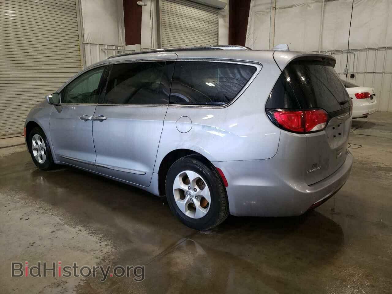 2017 CHRYSLER PACIFICA - VIN: 2C4RC1EG6HR851330 - Photo 2