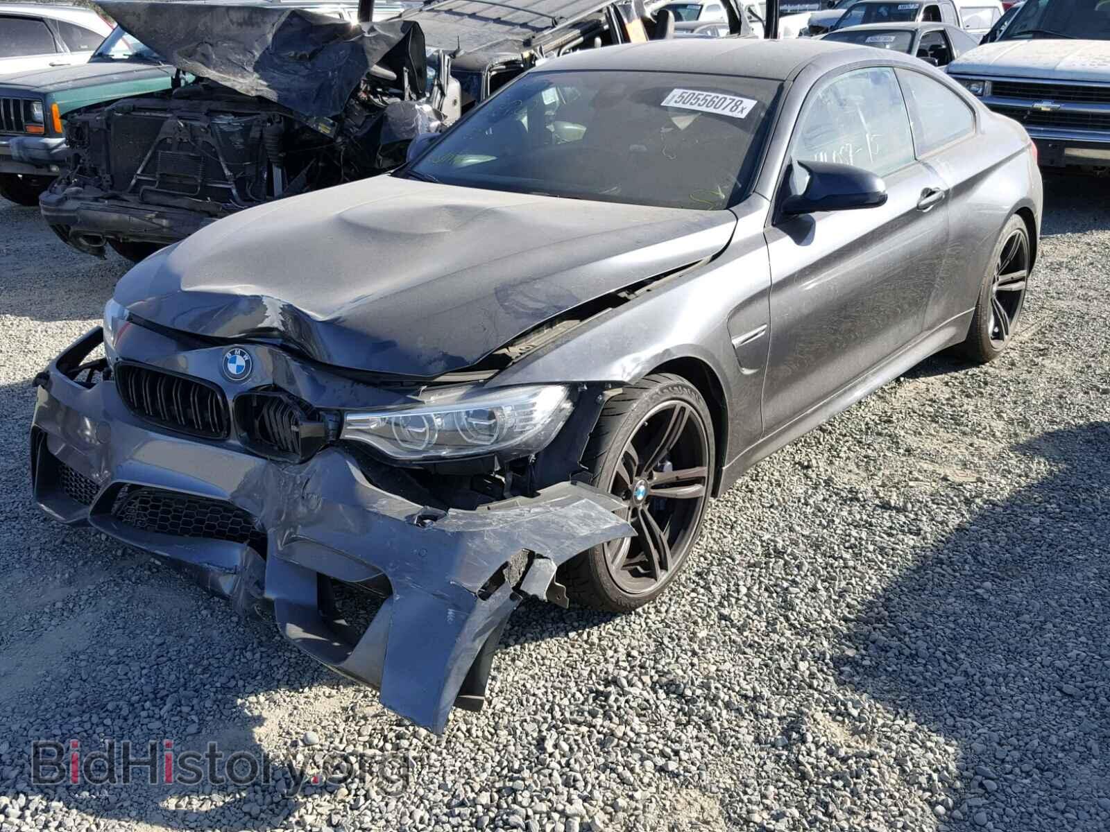 2015 BMW M4 - VIN: WBS3R9C55FK334111 - Фото 2