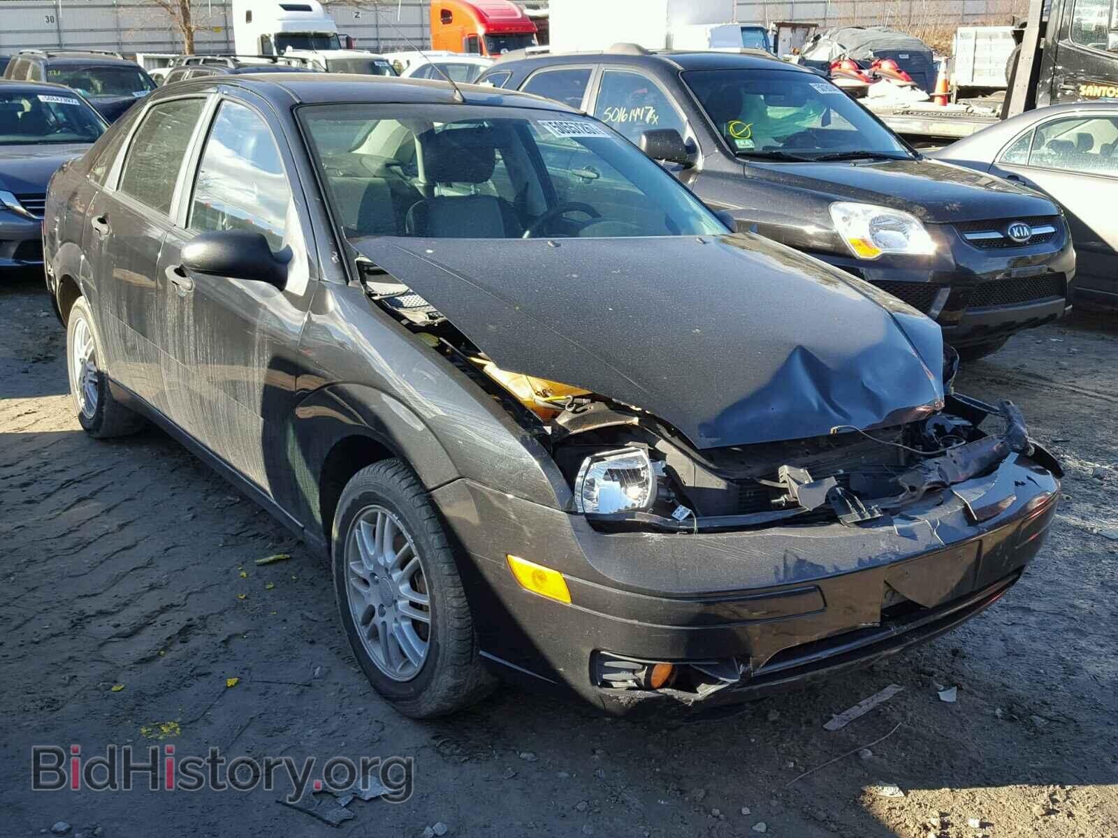 Фотография 1FAHP34N77W260527 - FORD FOCUS 2007